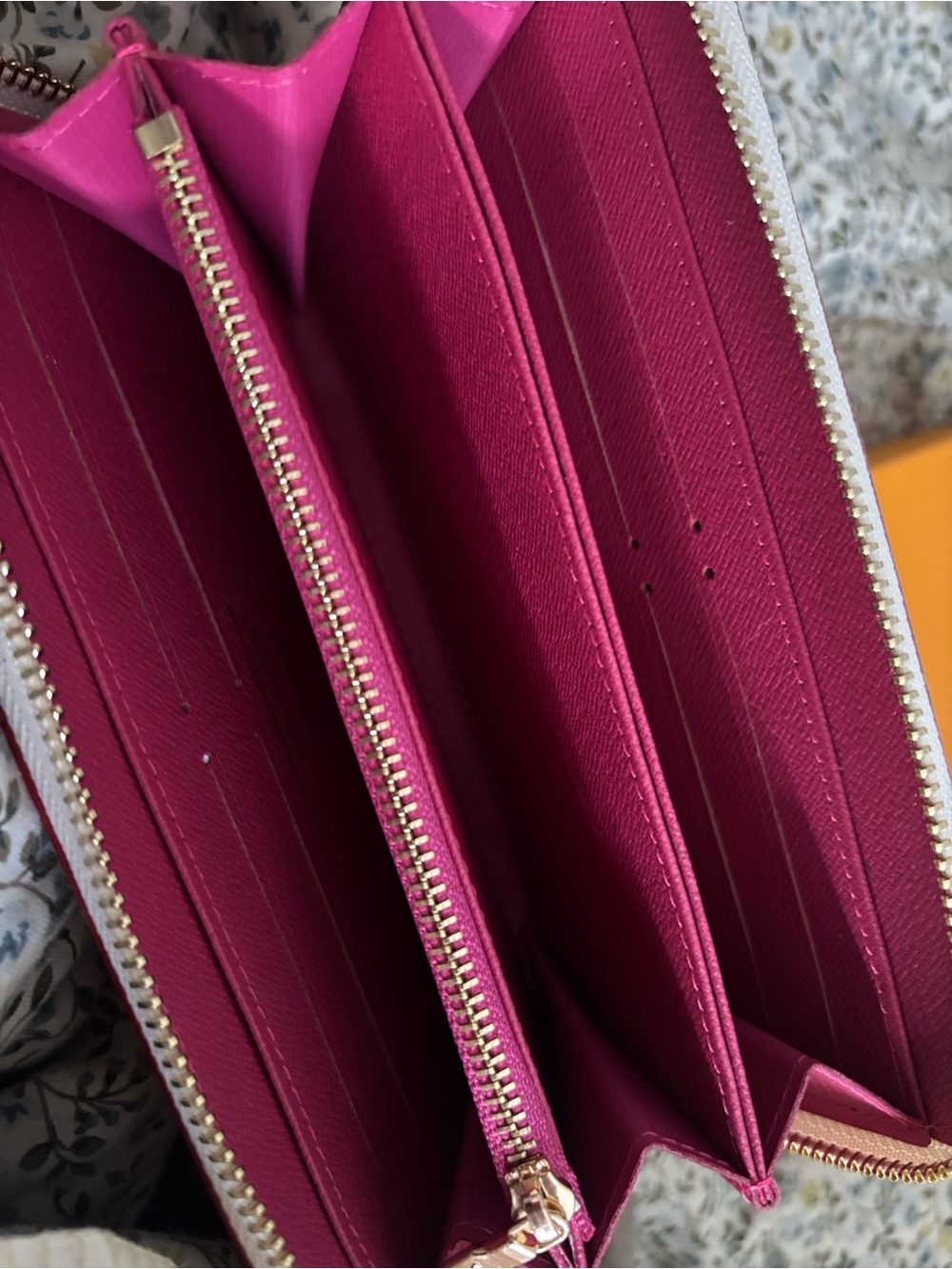 Louis Vuitton White Multicolor Monogram Zip Around Wallet - Picture 2 of 7